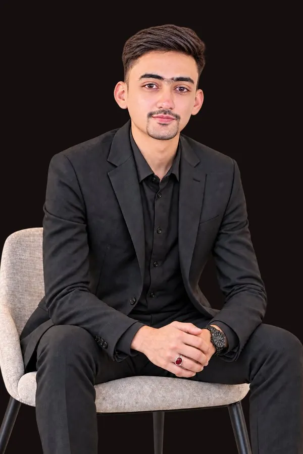 Portrait of Gulfam Naqvi, Founder and Owner, Topwebs (Pvt) Ltd
